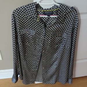 Like New Stunning Stretchy 2X Jones New York Navy and Cream Patterned Shirt